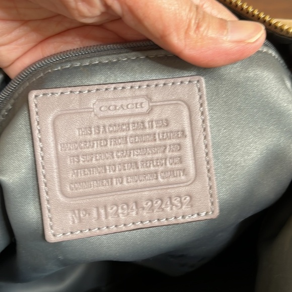 Coach Poppy Leather Colorblock Perri Hippie Covertible Bag Cream Yellow Mauve - Picture 14 of 16